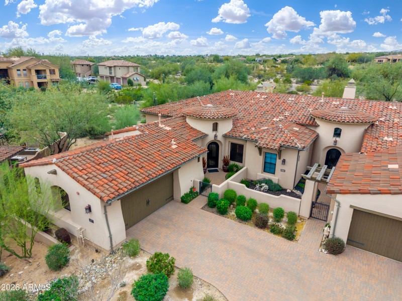 9166 E Hoverland Rd - 74