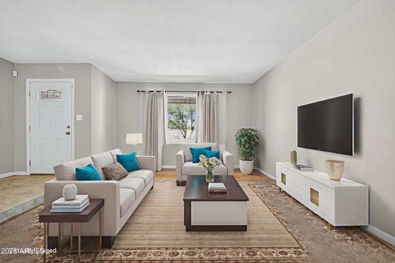 53rd-Living-Room-Pic-5 - Virtually Stage