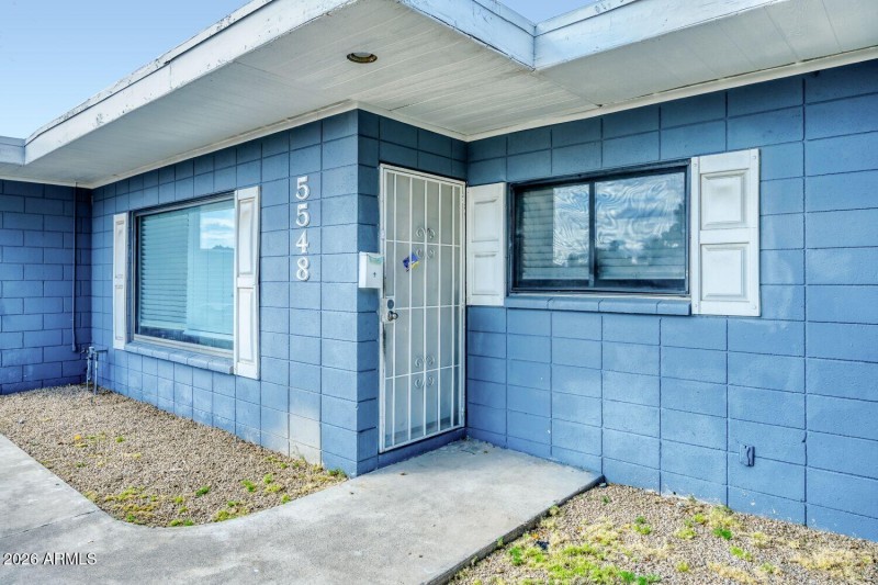 5548 W Belmont Ave - Web Quality - 004 -