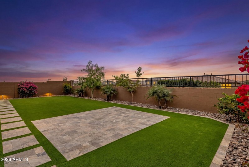 54-web-or-mls-15713-w-washington-st