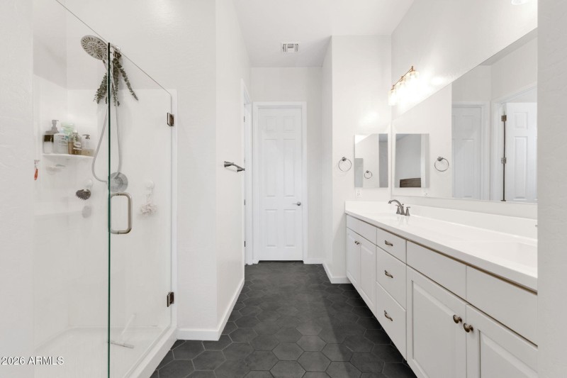 34-web-or-mls-15713-w-washington-st