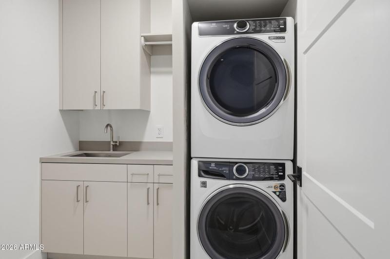 038_Laundry Room