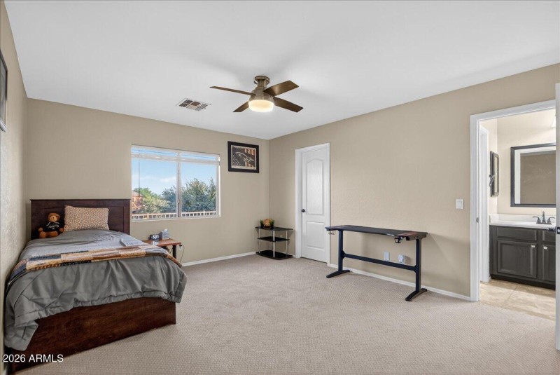 38-7855 E Kenwood St_RedHogMedia