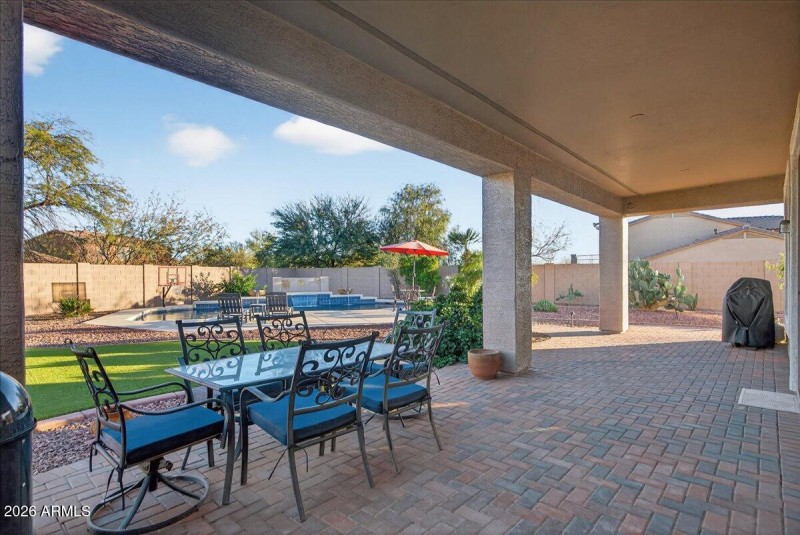 50-7855 E Kenwood St_RedHogMedia