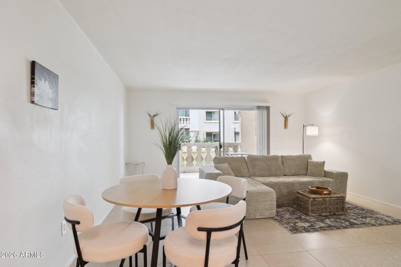 2-web-or-mls-7950-e-camelback-rd-bldg-28