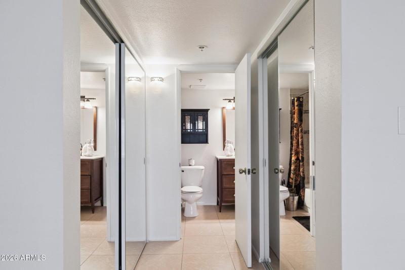 10-web-or-mls-7950-e-camelback-rd-bldg-2