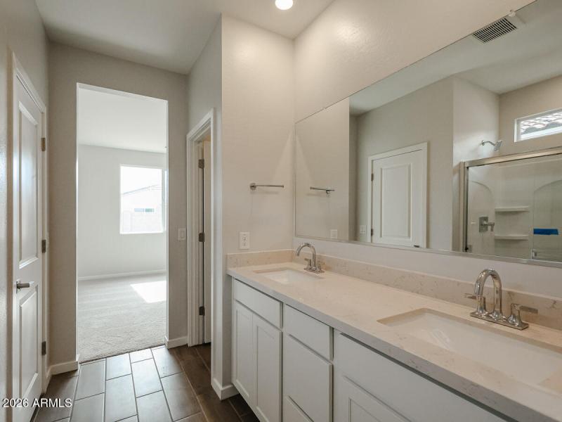 27_New-Home-For-Sale-Maricopa_AZ-LaR-68