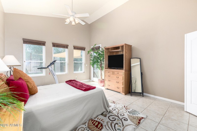 32 - Rancho Caliente