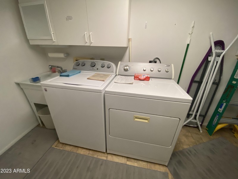 6C4AE2EF-F3DB-4EAE-8274-3416D21AE3F3