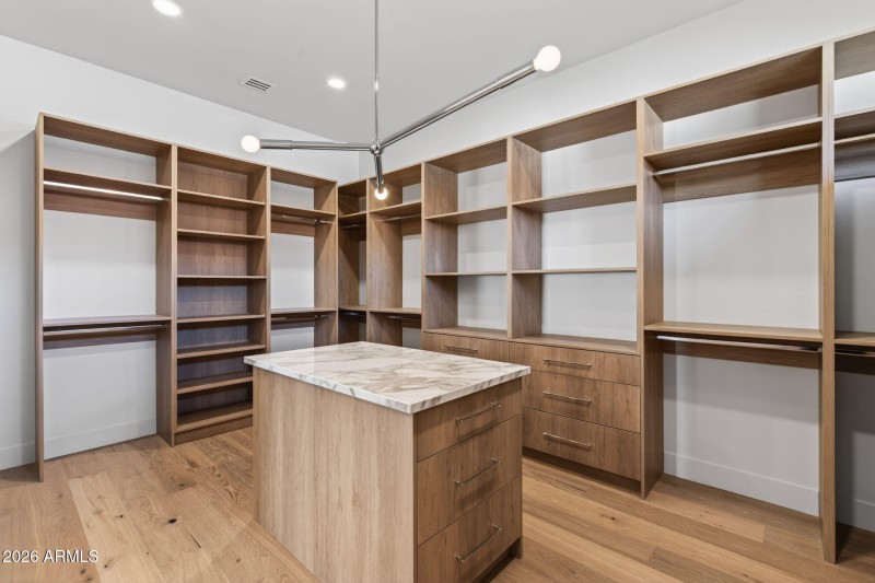 38-web-or-mls-038_REK00785