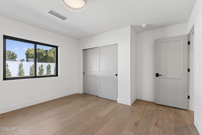 45-web-or-mls-046_REK00825