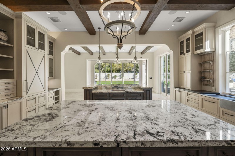 Exeter Kitchen Silder Closed