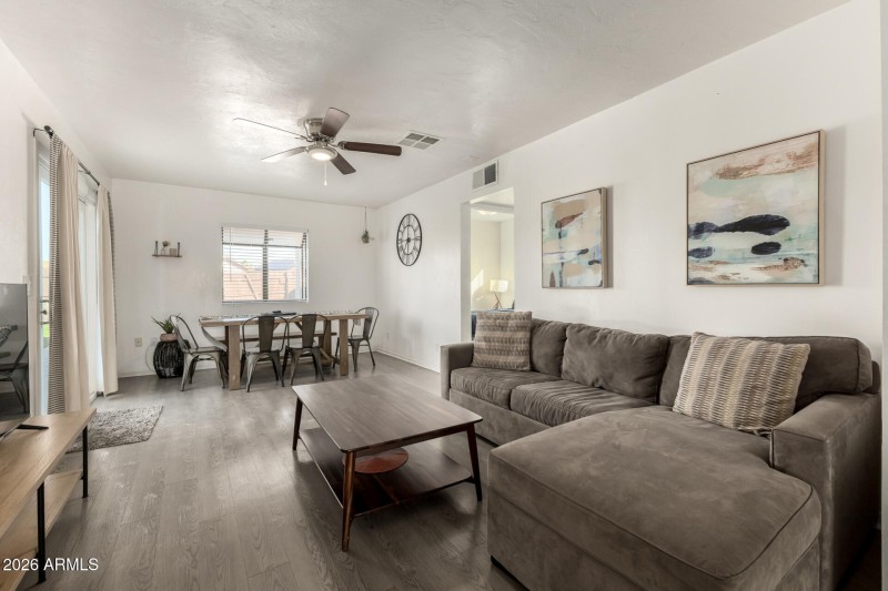 Family Room to Formal Dining