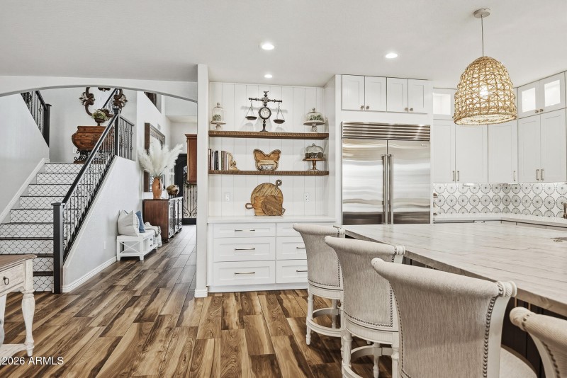 Display area and wonderful drawer space