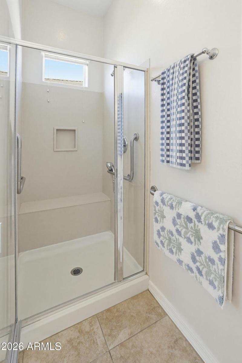 26657 W Mohawk Ln-18