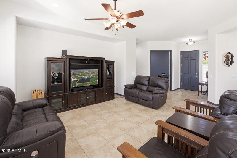 26657 W Mohawk Ln-22