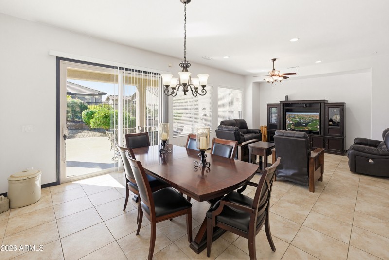 26657 W Mohawk Ln-26