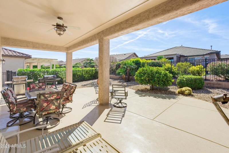 26657 W Mohawk Ln-40