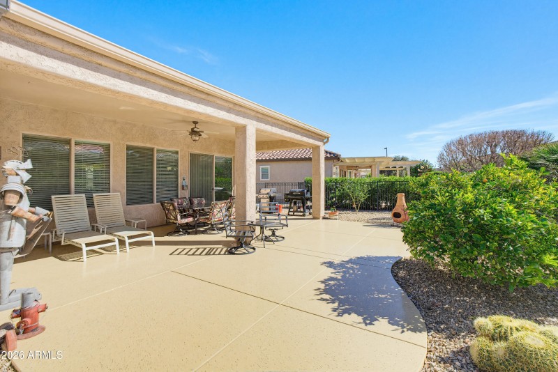 26657 W Mohawk Ln-43