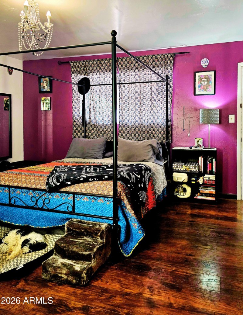 Master Bedroom (View A)