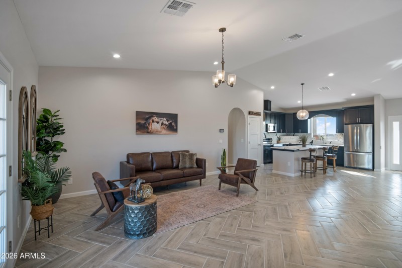 35684 W Chipman Rd ( Yellow House Pt3)-3