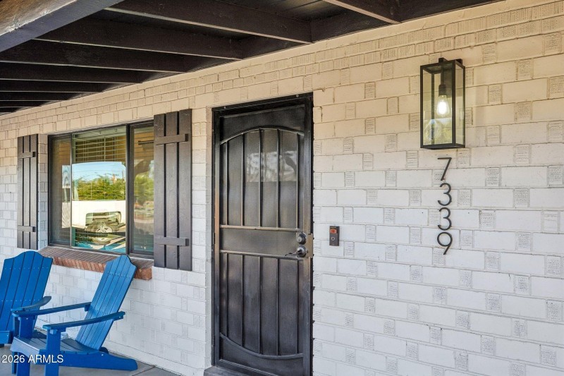 7-web-or-mls-E Wilshire Dr-S2002-007