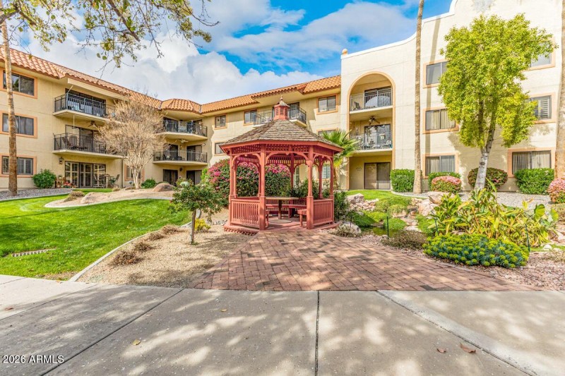 El_Dorado_Garden_Gazebo