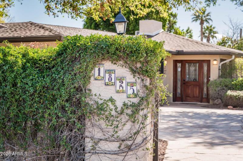 1825 W Lewis Ave - MLS-99