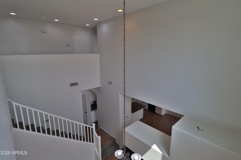 remove.black.marker.on.right.side