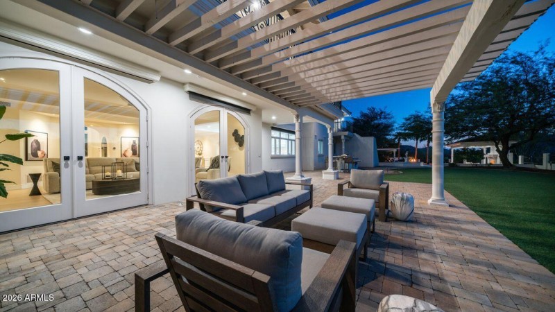 Beautiful Evening Patio Sitting Area