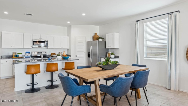 Photo is of model. Packages may vary.