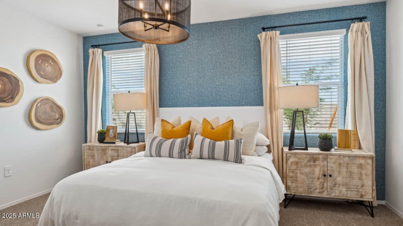 Photo is of model. Packages may vary.