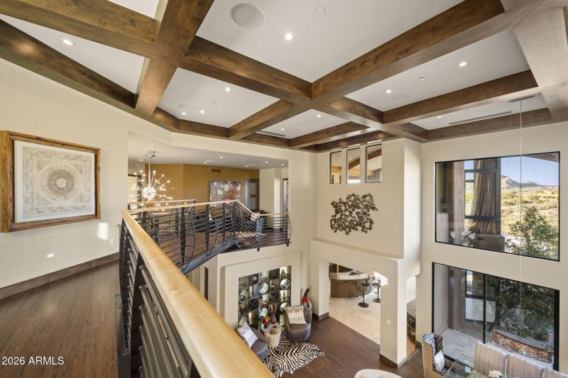 028_Mezzanine to Formal Living