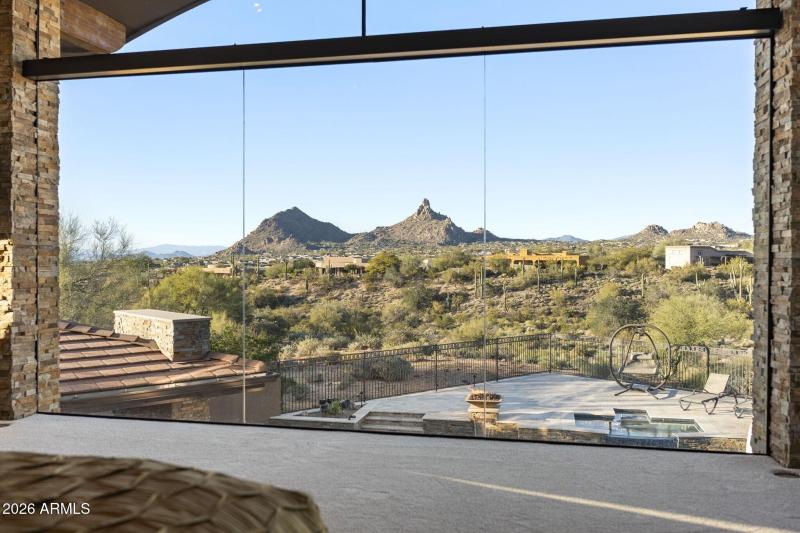 034_Guest Bed 1 View 3