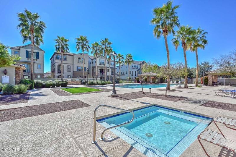 Community Main Pool-Spa