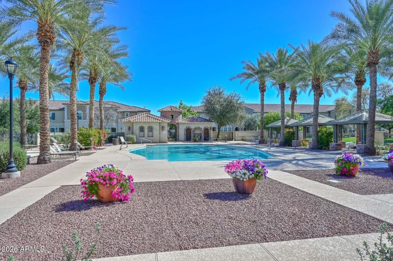 Community 2nd Pool-Ramadas