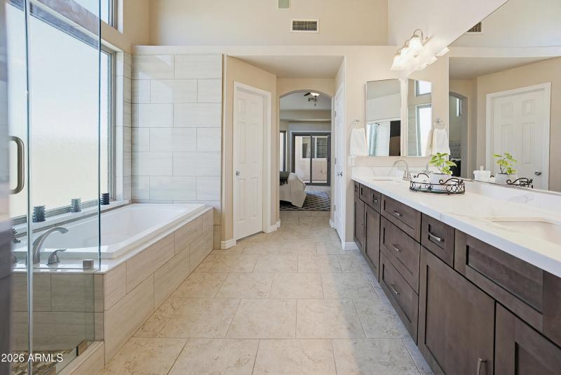 PRIMARY SUITE BATHROOM