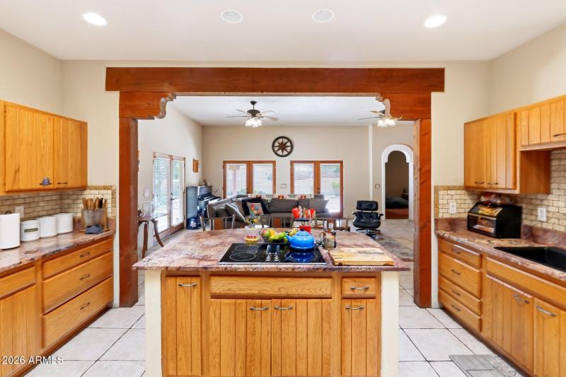 4154 South Polpio Way-081091