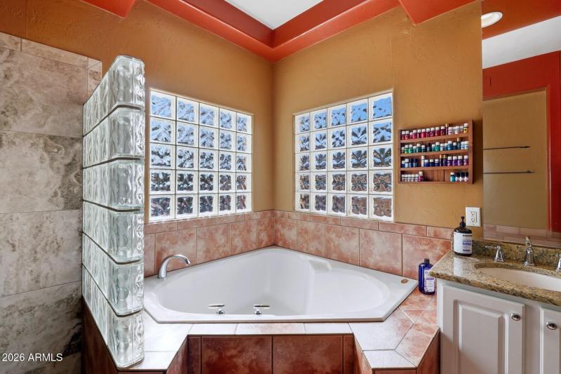 4154 South Polpio Way-081176