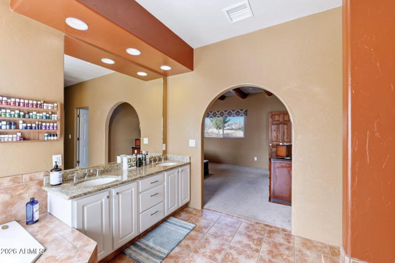 4154 South Polpio Way-081186