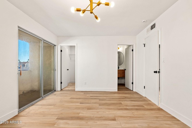 950 S Valencia Unit 14 - 15