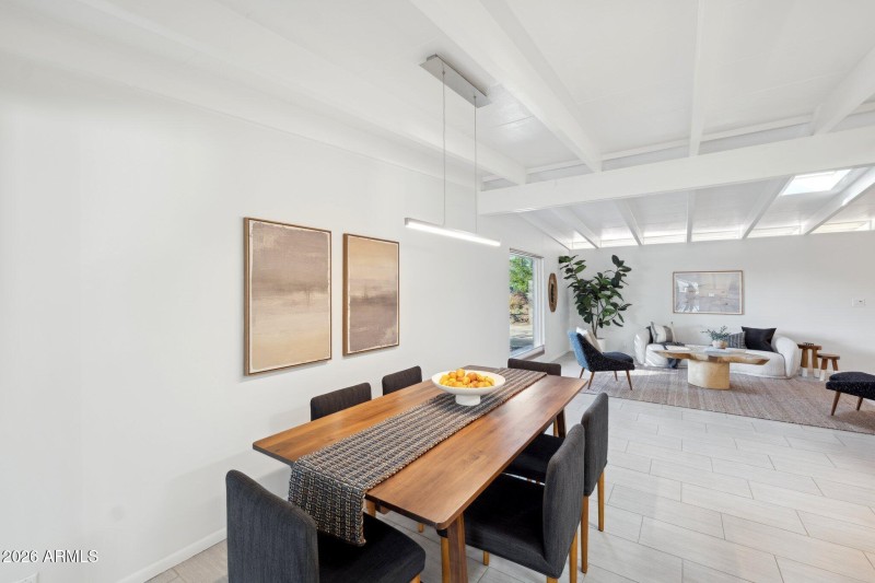 13-web-or-mls-5735-north-11th-st