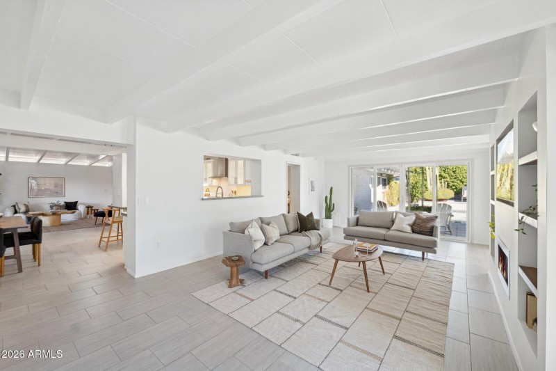 17-web-or-mls-5735-north-11th-st