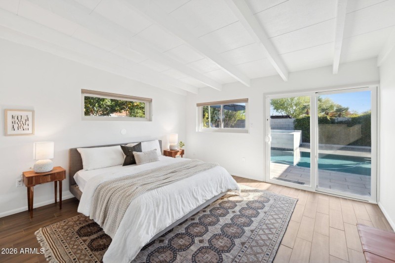 26-web-or-mls-5735-north-11th-st