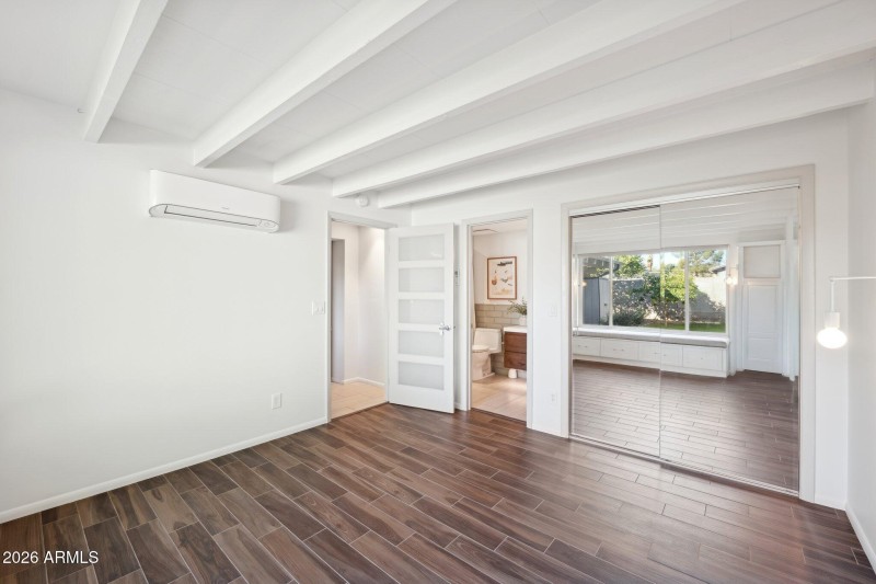 34-web-or-mls-5735-north-11th-st