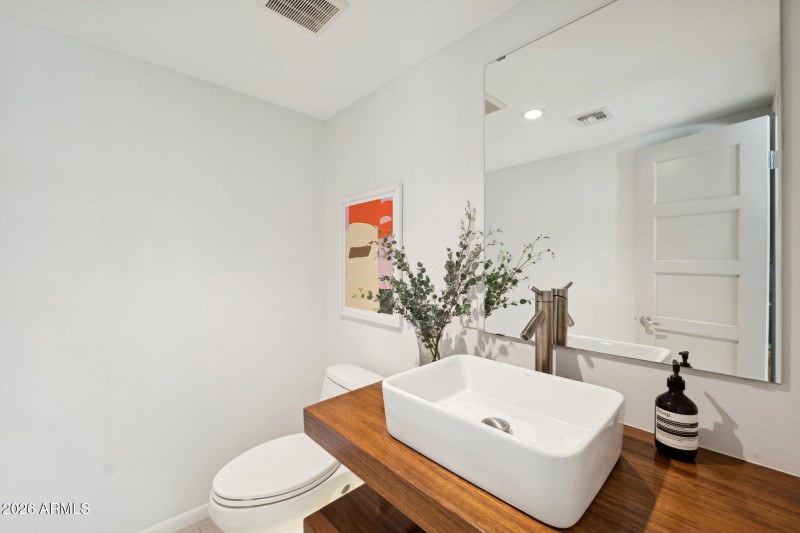 35-web-or-mls-5735-north-11th-st