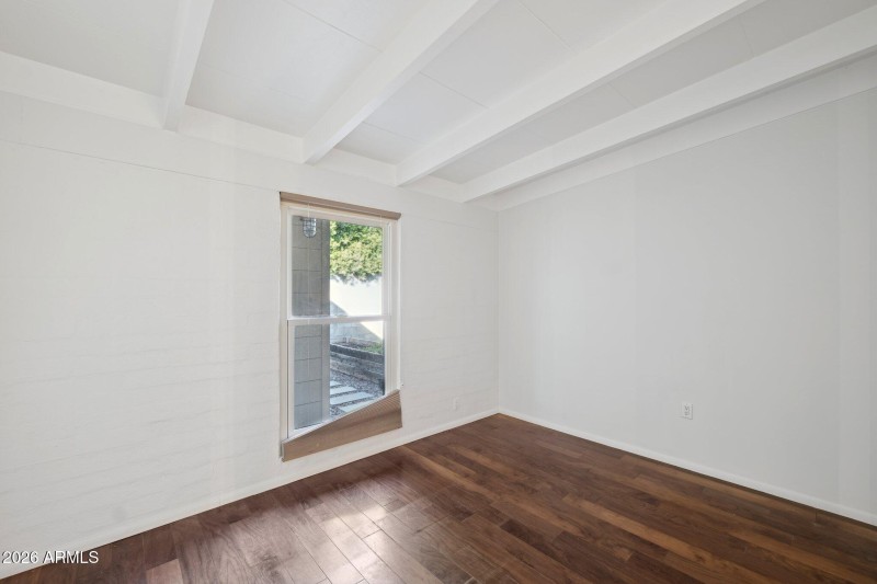 39-web-or-mls-5735-north-11th-st