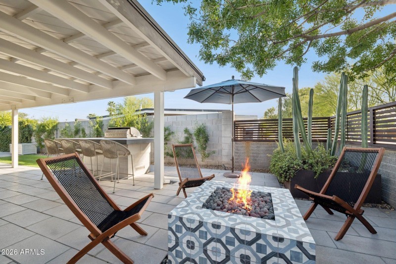 53-web-or-mls-5735-north-11th-st