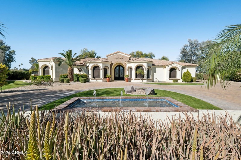 Front Yard + Fountains