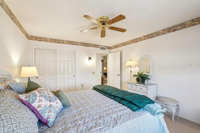 21-web-or-mls-W Springdale Dr-S2302-021